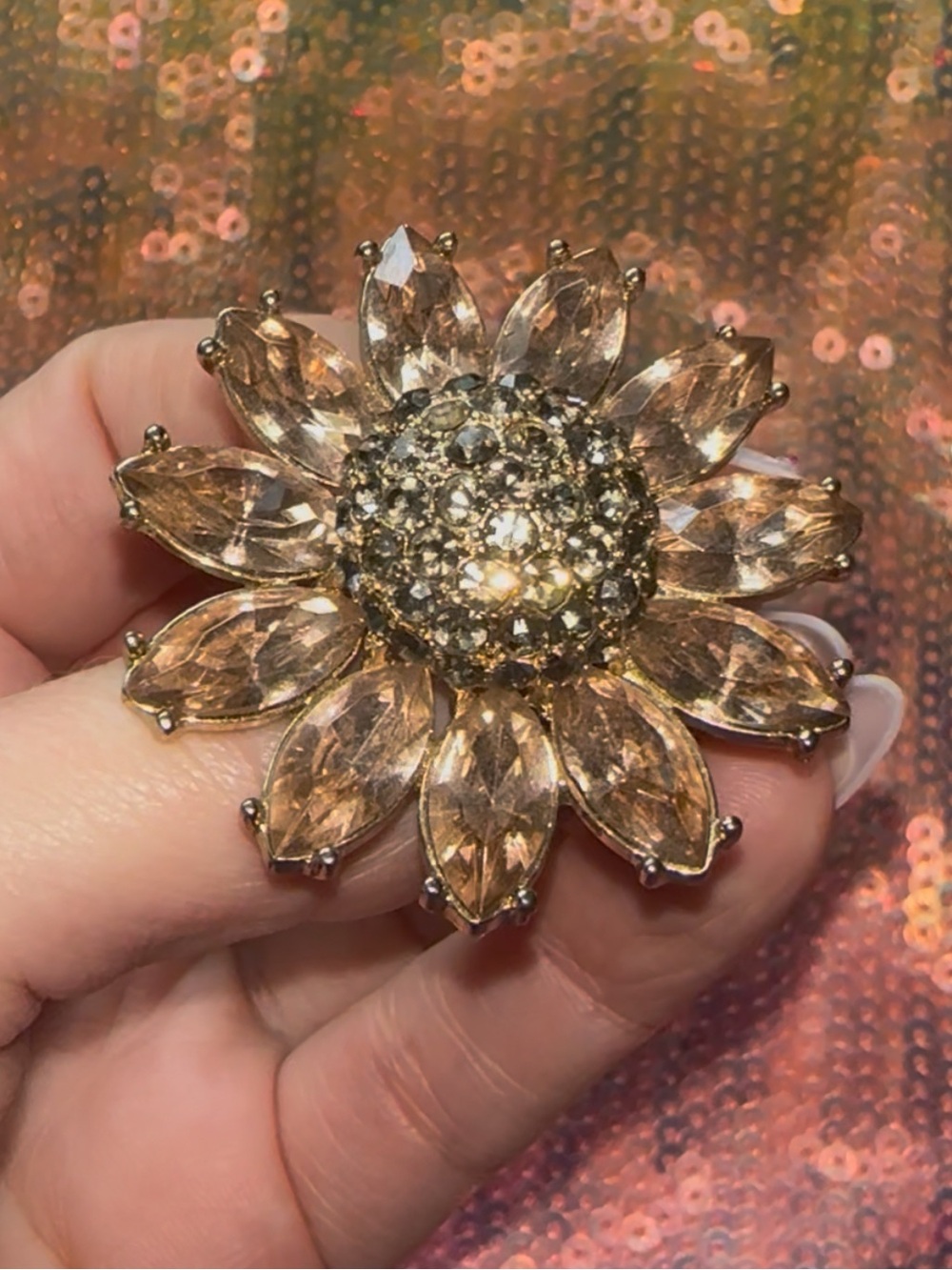 Sparkly Sunflower Rhinestone Cocktail Ring - Picture 5 of 17